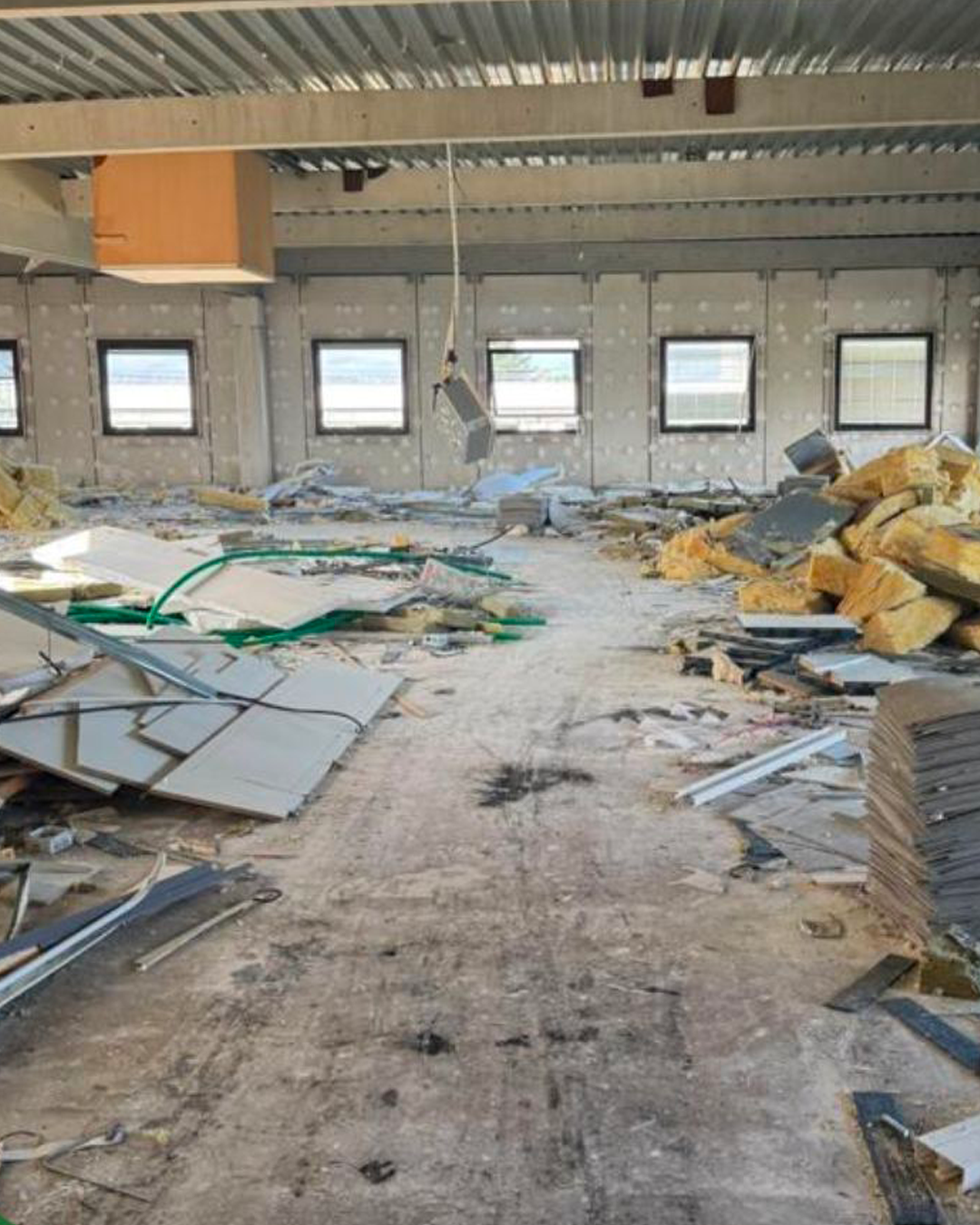 Équipe certifiée DDAC BAT en désamiantage de bâtiments